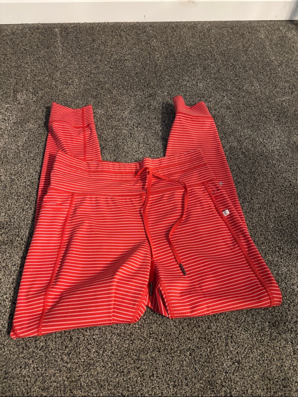 HALARA Red and White Striped Leggings